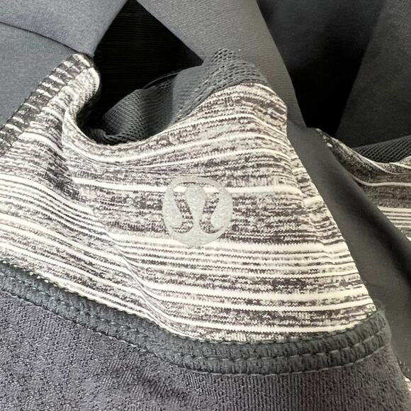 Lululemon Coal Strata Stripe Push UR Limits Tank Gray Black Womens Size 4 - Picture 6 of 7